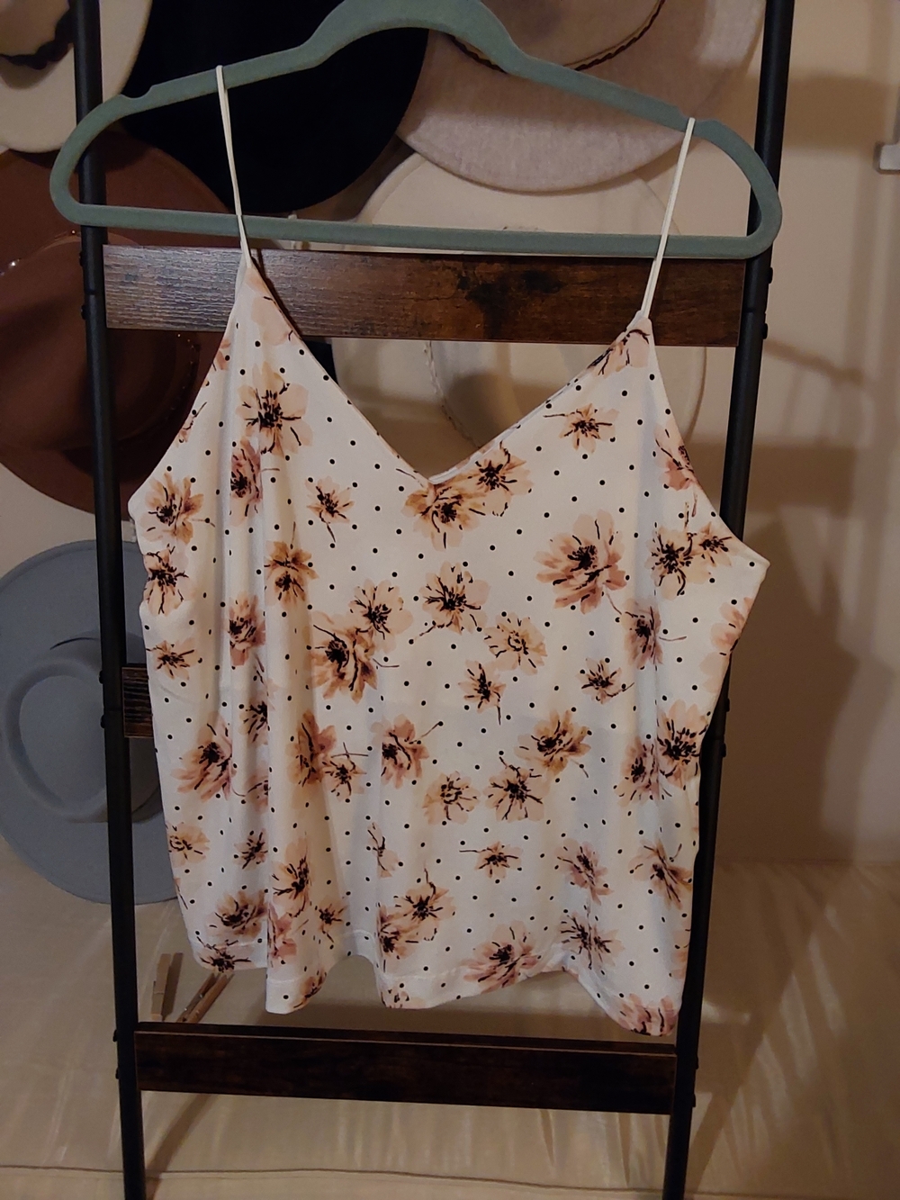 Floral Polka Dot V-Neck Cami Tank Top - Maurices Size L